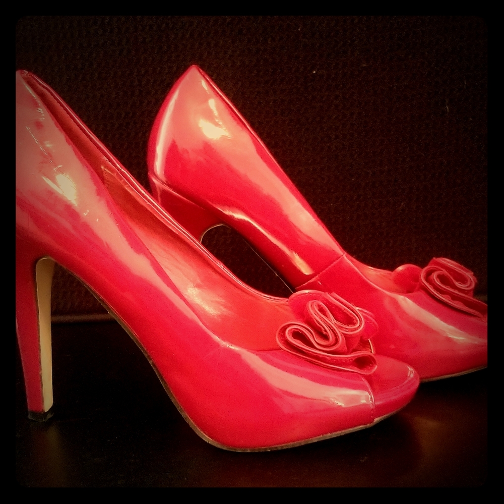 PIERRE DUMAS Heels Red Size 7M
